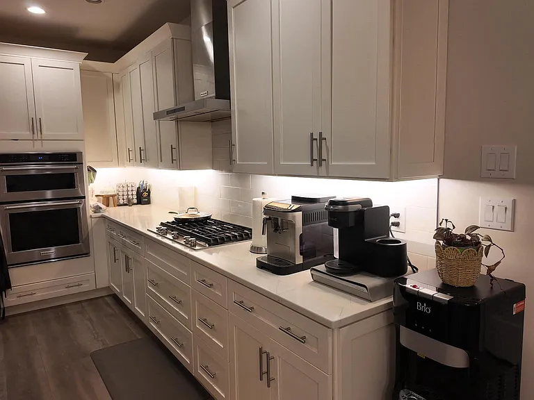 148 Kennedy Dr — Photo 9