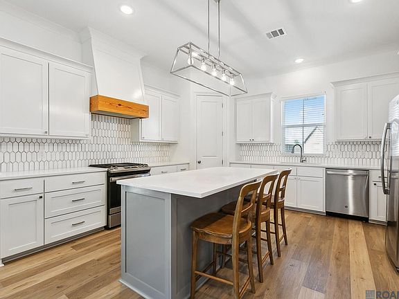 5th image of 7240 Lillie Dr