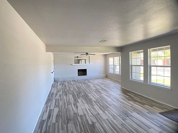 2nd image of 4216 Redbud Ave