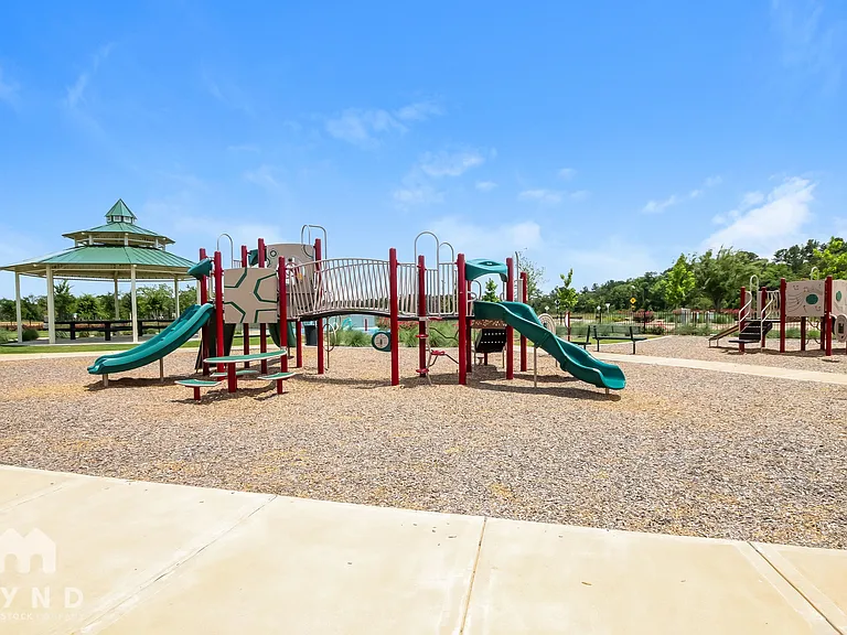 15514 Caramel Springs Dr — Photo 26