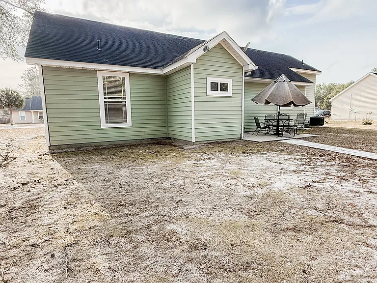 201 Mallard Pond Cir — Photo 6
