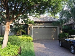 7507 Moorgate Point Way, Naples, FL 34113