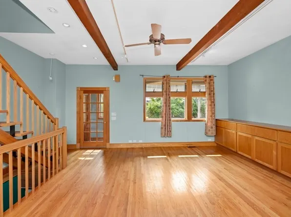 8 Clinton Pl, Charlestown, MA 02129