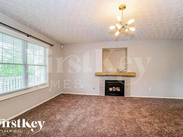 2973 Seeger St — Photo 4
