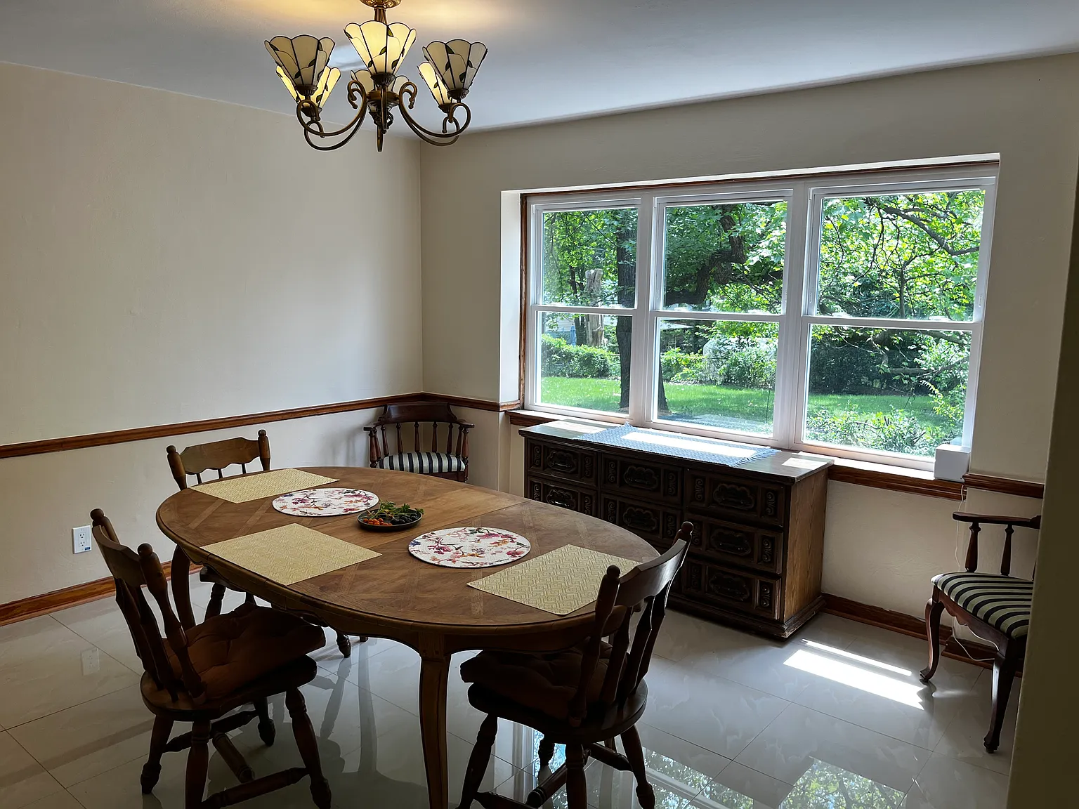 4 bed, 2907 sqft, $700 — Photo 3