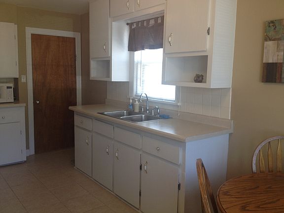 Lots of cupboards