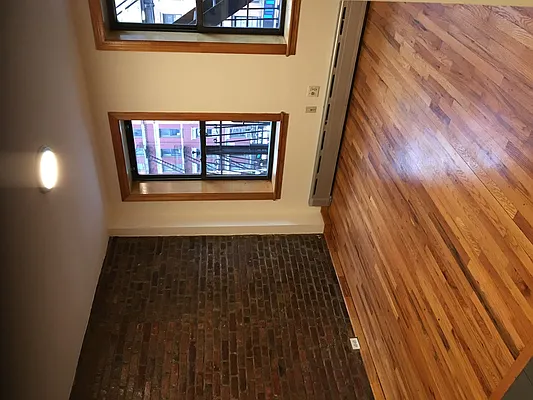 Rented by Peter Meskouris LREB | media 2