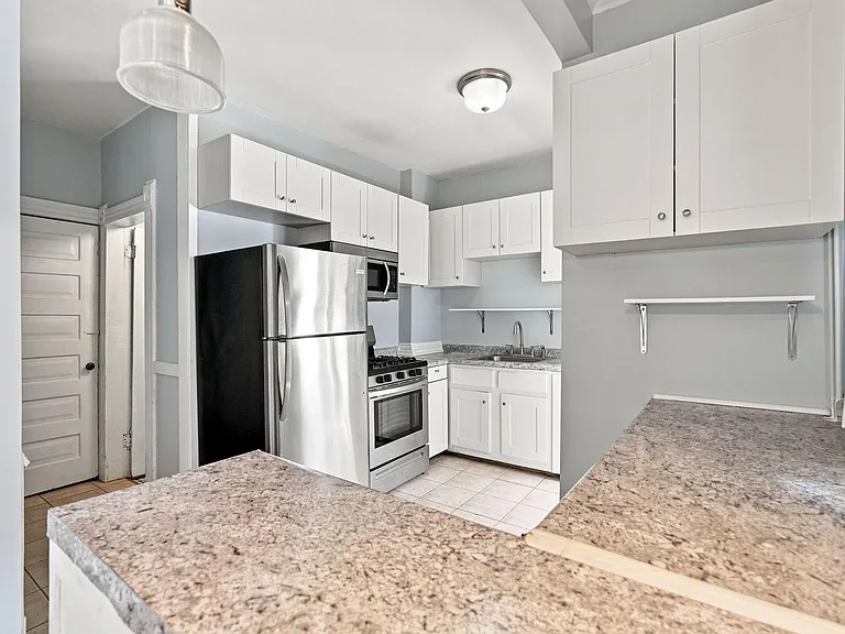 2625 2nd Ave S #1 — Photo 11
