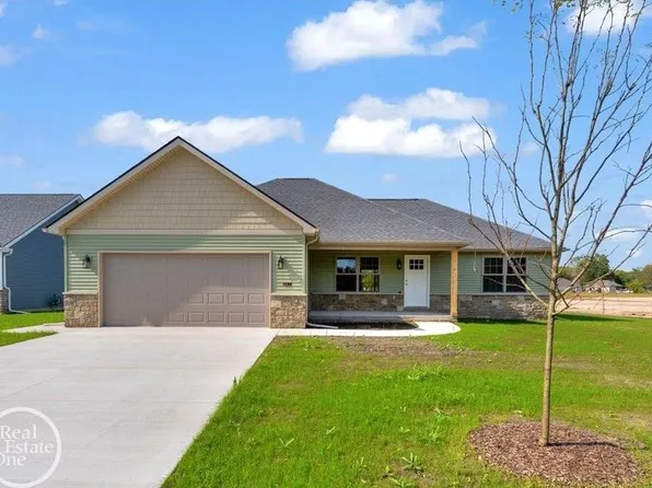 241 S Carney Dr Lot 73, Saint Clair, MI 48079