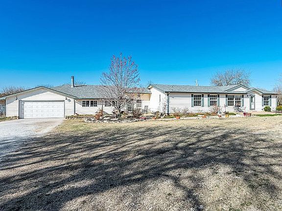 4th image of 5499 SW Kansa Rd