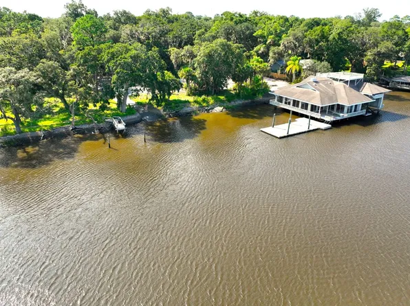 1205 Mush Bluff Rd, Saint Marys, GA 31558