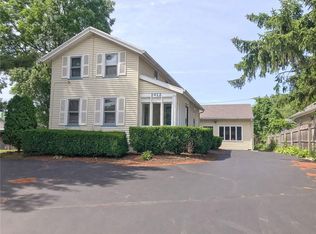 1412 Chili Ave, Gates, NY 14624