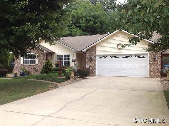 1st image of 3229 Brightwater Farm Dr