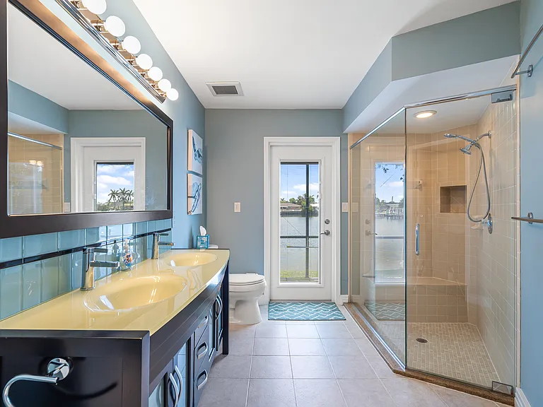 2316 S Shore Dr SE — Photo 28