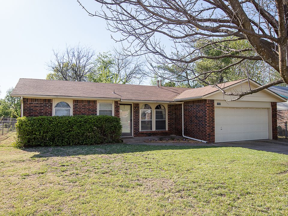 Nicely updated single story in BA schools features updated paint, flooring, carpet and more.