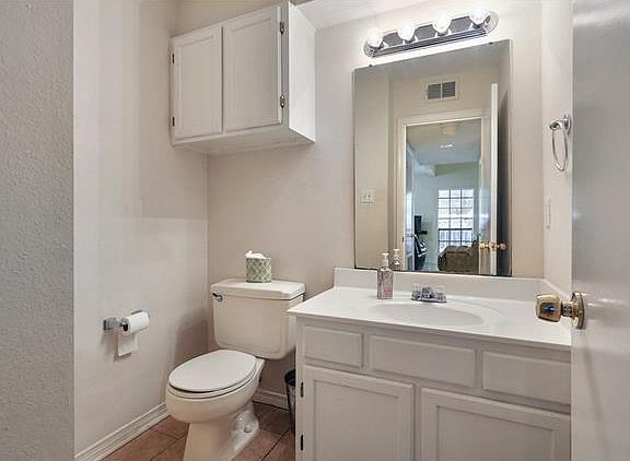 5th image of 415 Cedarwood Dr