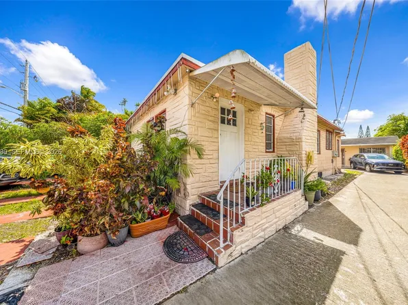 2600 SW 2nd St, Miami, FL 33135