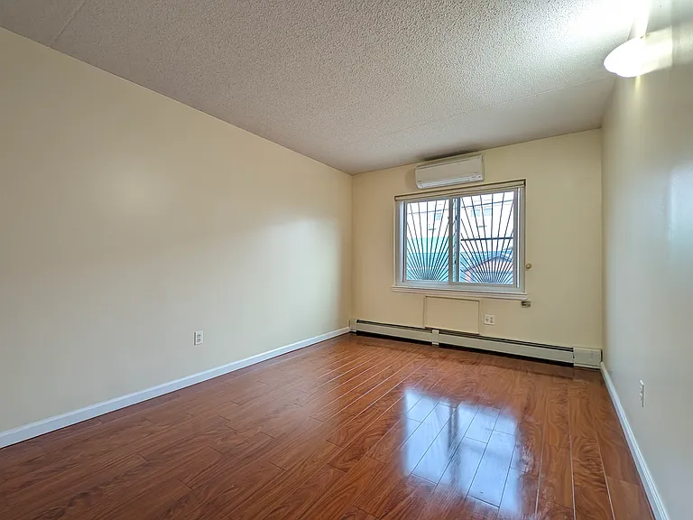 127 Suydam St #1 — Photo 14