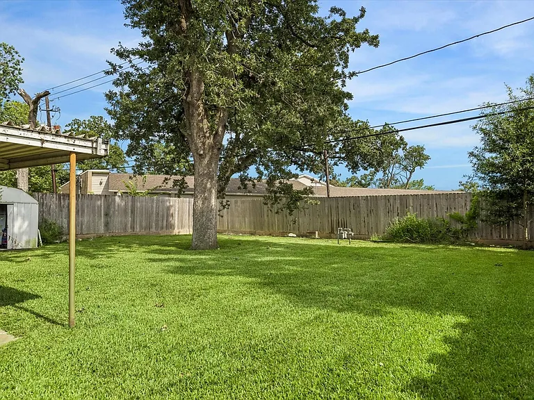 4509 Libbey Ln — Photo 11