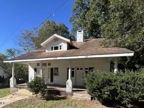 217 Robinson St #B, Rockingham, NC 28379