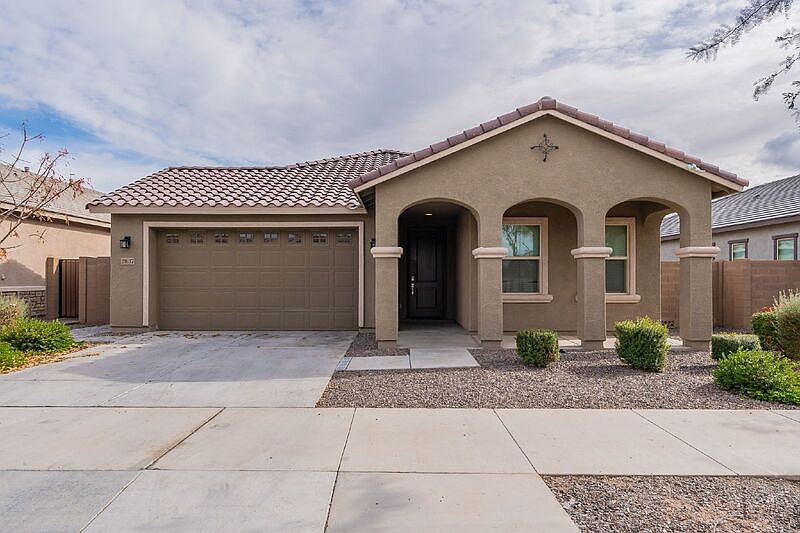 1st image of 21637 S 212th Pl