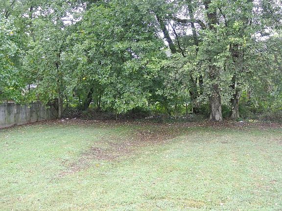 2nd image of 3454 Arvin Dr