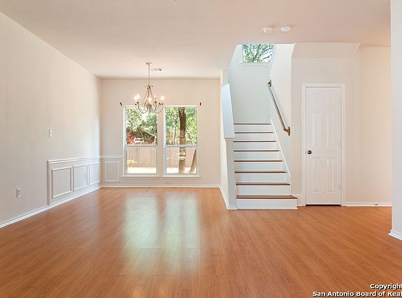 5th image of 10822 Bridle View Dr