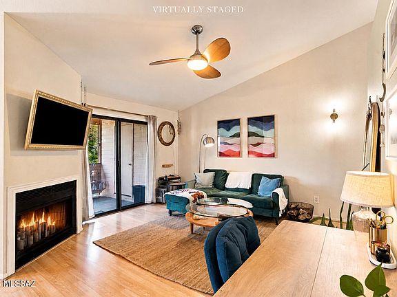 5th image of 1718 W Parkwood Ln #181