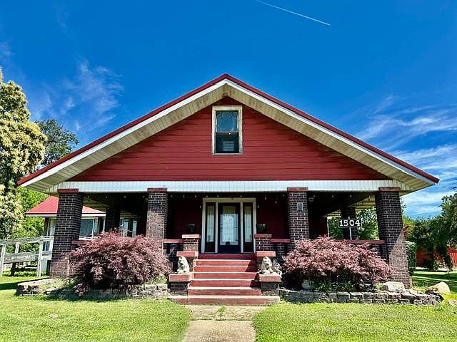 1st image of 1504 E Main St