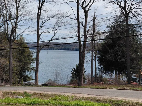 339 Peck Lake Rd, Gloversville, NY 12078