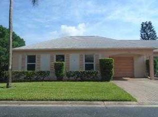 8318 Annwood Rd, Seminole, FL 33777