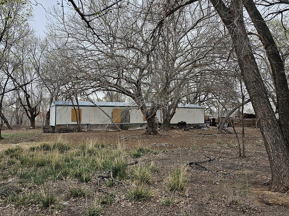 2nd image of 10 Lucero Ln