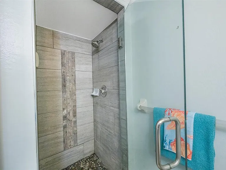 1125 Pinellas Bayway S #305 — Photo 31