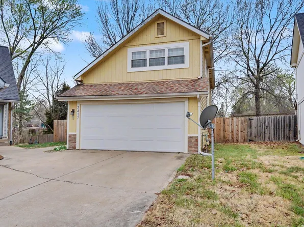 2417 McKinley Ct, Lawrence, KS 66047
