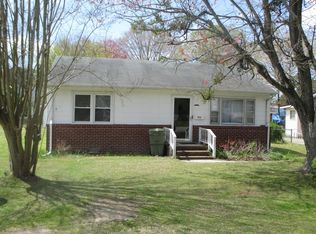 711 Miles St, Roanoke Rapids, NC 27870