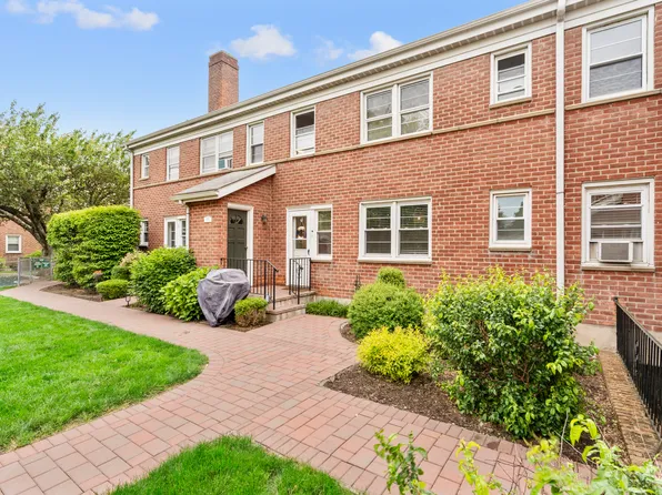 236 Glenbrook Road APT 10B, Stamford, CT 06906