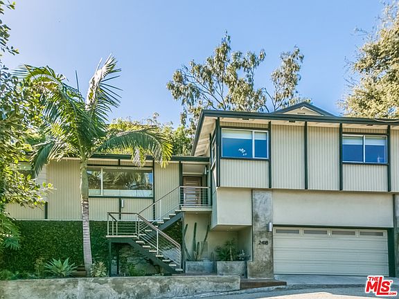 3rd image of 2418 Sundown Dr