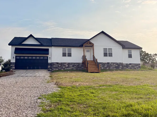 37 Nate Ln, London, KY 40744