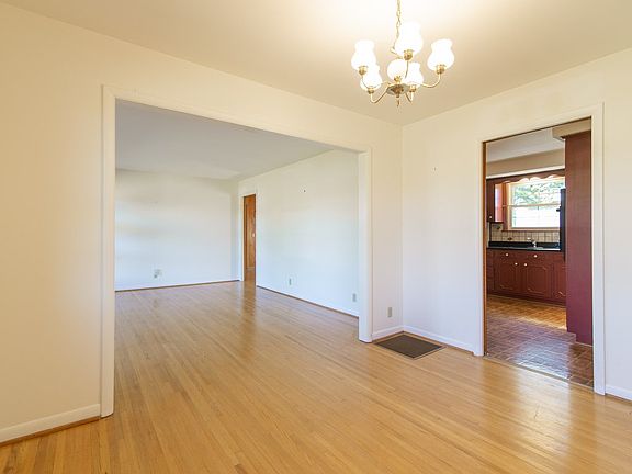 5th image of 4119 Celina Dr