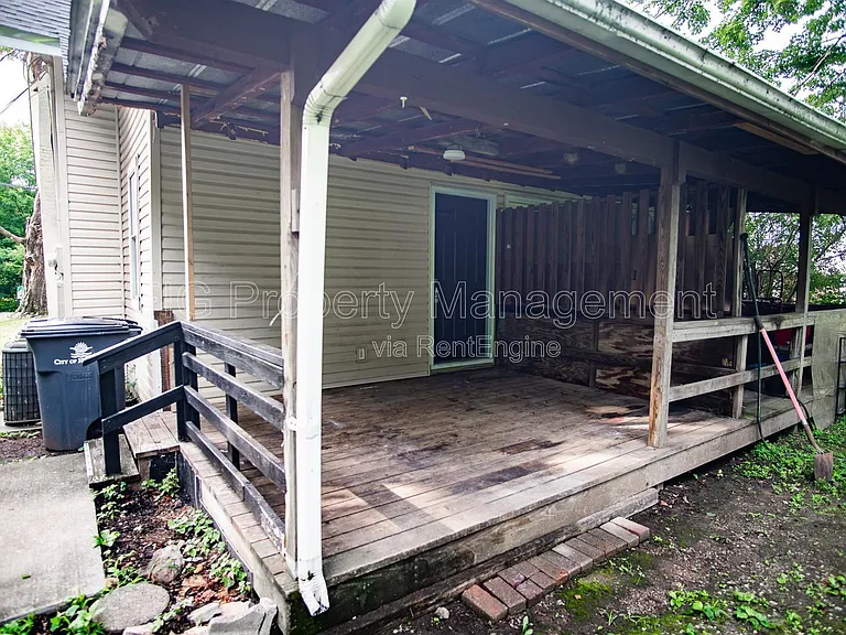 415 Watauga Dr #B — Photo 12