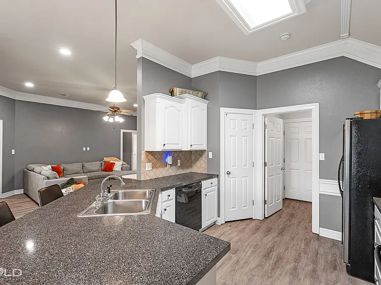 2531 Brookhaven Dr — Photo 24