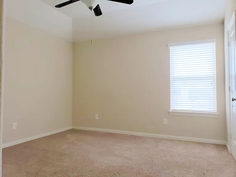 8818 Cornina Dr — Photo 20
