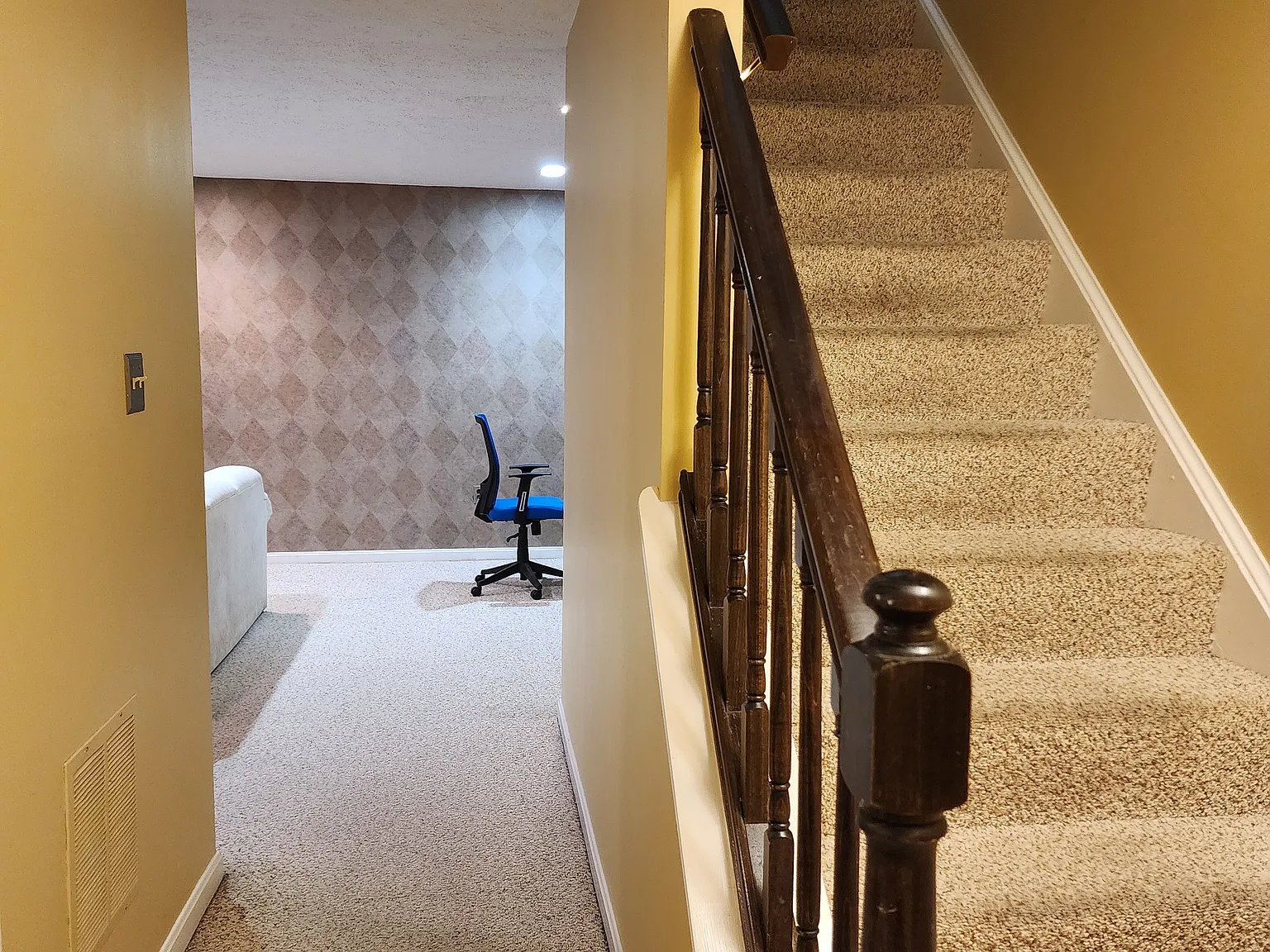 1 bed, 800 sqft, $1,700 — Photo 1