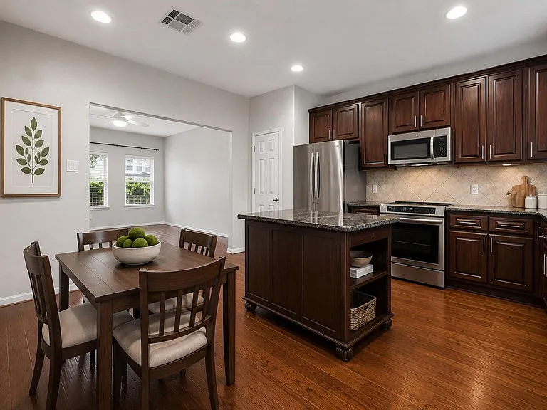 5106 Pinemont Pl — Photo 6