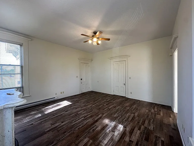 226 N 14th St #1400 — Photo 7