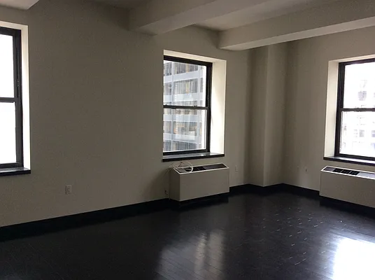 Rented by Avenue Real Estate | media 5