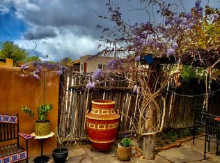 1412A Agua Fria St, Santa Fe, NM 87505