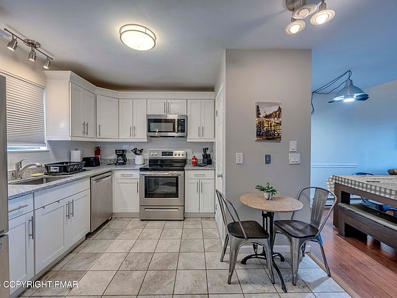 2nd image of 19 Middle Village Way