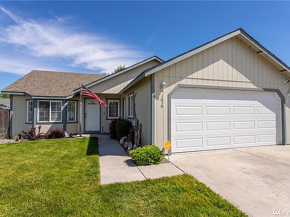 3rd image of 1616 E Pirate Ln