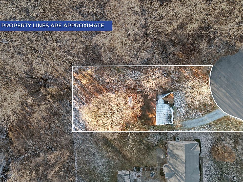 1st image of 360 Erie Dr